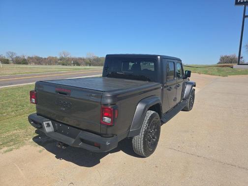 2021 Jeep Gladiator Sport