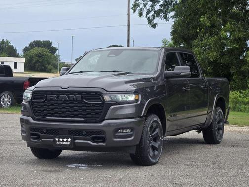 Granite Crystal Clearcoat Metallic 2026 RAM 1500 Big Horn/Lone Star
