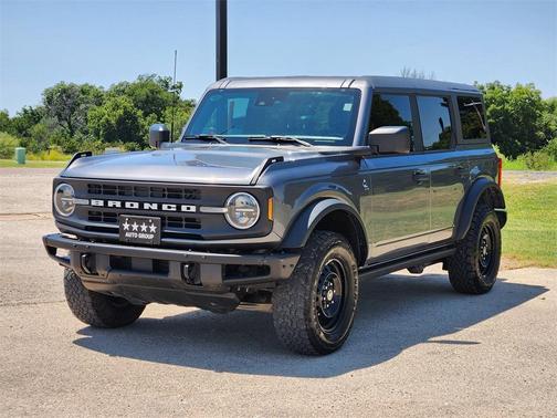 2022 Ford Bronco Black Diamond