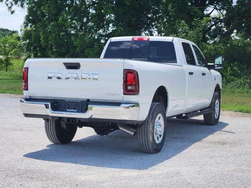 Bright White Clearcoat 2026 RAM 2500 Tradesman