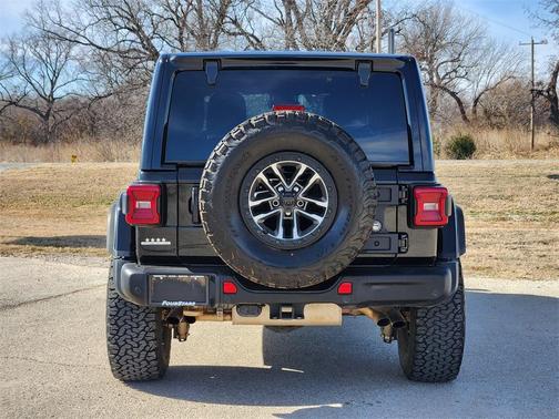 2024 Jeep Wrangler Rubicon 392