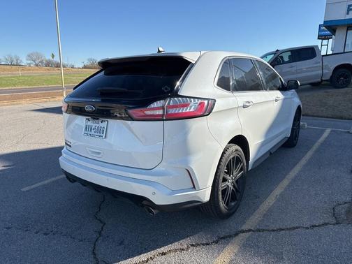2020 Ford Edge ST Line