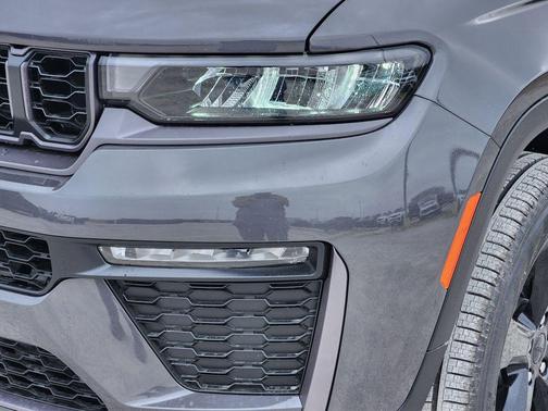 Metallic 2026 Jeep Grand Cherokee L Limited