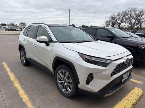 2022 Toyota RAV4 Limited