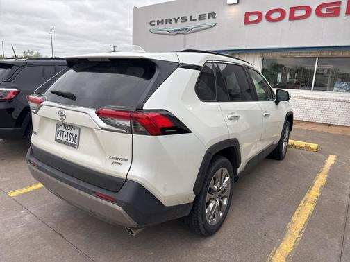 2022 Toyota RAV4 Limited