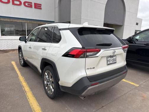 2022 Toyota RAV4 Limited