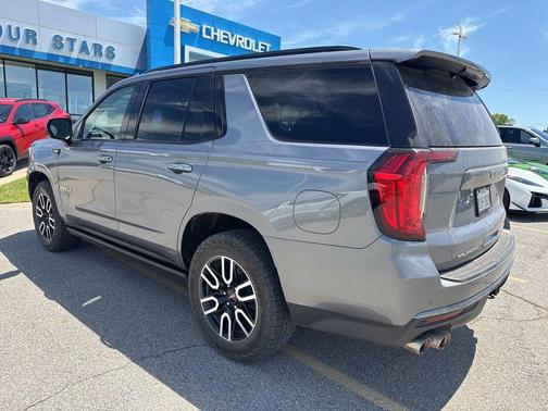 Satin Steel Metallic 2022 GMC Yukon AT4