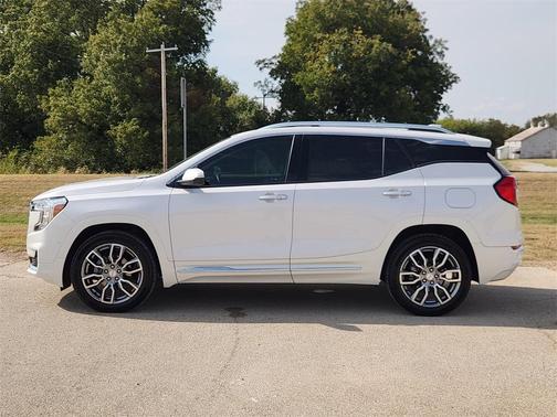 2022 GMC Terrain Denali