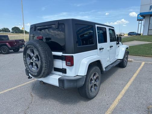 2016 Jeep Wrangler Unlimited Sahara