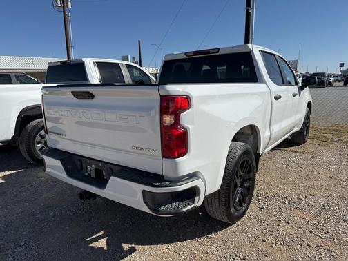 2024 Chevrolet Silverado 1500 Custom