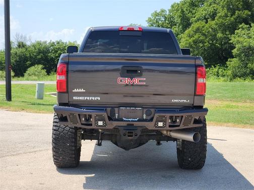 2016 GMC Sierra 2500 Denali