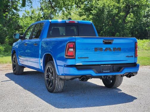 Hydro Blue Pearlcoat 2026 RAM 1500 Laramie