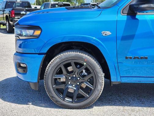 Hydro Blue Pearlcoat 2026 RAM 1500 Laramie
