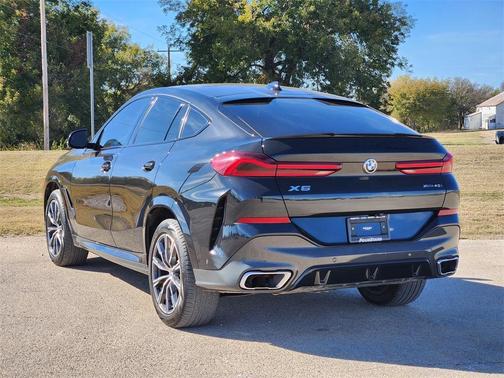 2022 BMW X6 xDrive40i