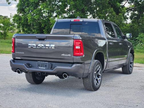Granite Crystal Clearcoat Metallic 2026 RAM 1500 Laramie