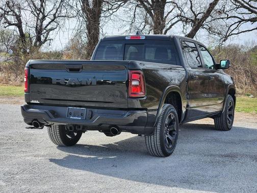 Diamond Black 2026 RAM 1500 Big Horn/Lone Star
