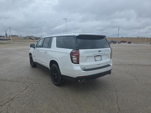 2021 Chevrolet Suburban High Country