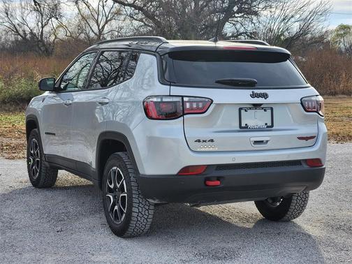 2026 Jeep Compass Trailhawk