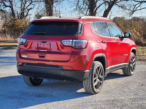 2026 Jeep Compass Latitude