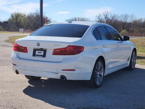 2020 BMW 530 i