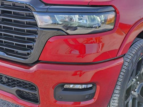 Molten Red Pearlcoat 2026 RAM 1500 Laramie