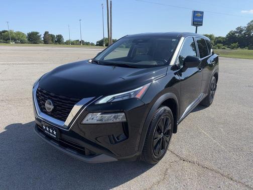 Black 2023 Nissan Rogue SV