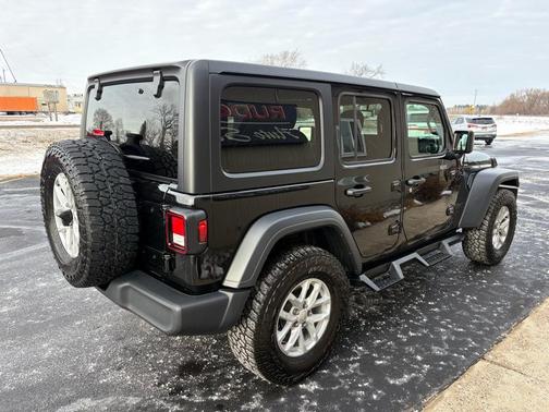 2023 Jeep Wrangler Sport