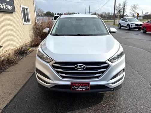 2018 Hyundai TUCSON SE