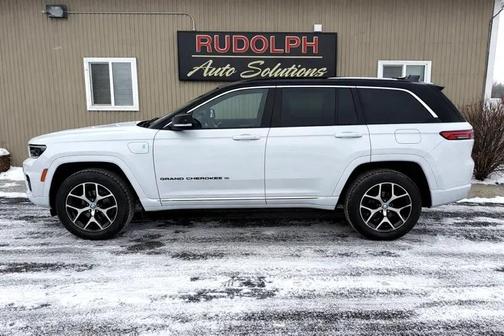 2022 Jeep Grand Cherokee 4xe Summit Reserve