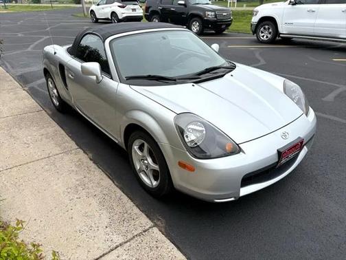 2001 Toyota MR2 2dr Conv Manual