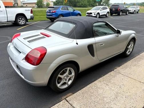 2001 Toyota MR2 2dr Conv Manual
