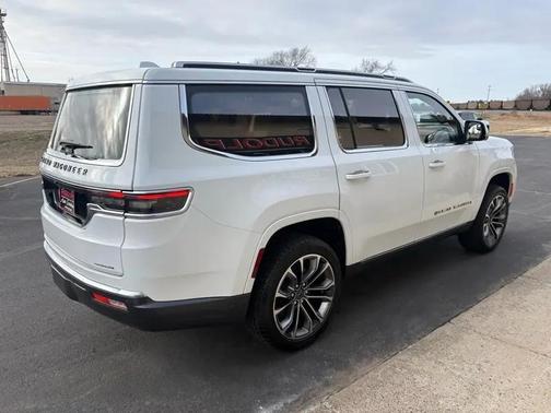 2022 Jeep Grand Wagoneer Series III 4x4
