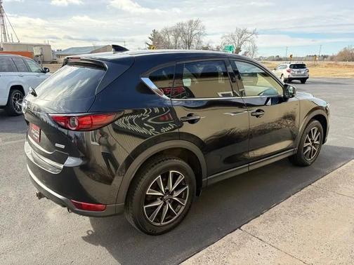 Jet Black Mica 2017 Mazda CX-5 Grand Select