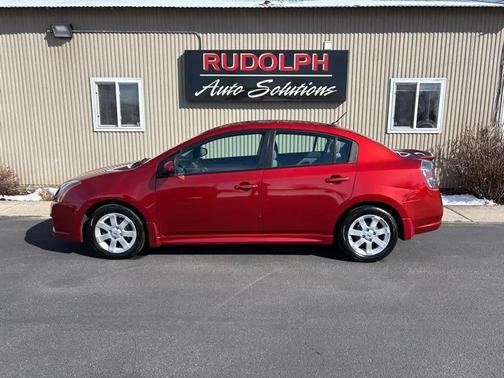Maroon 2010 Nissan Sentra 2.0 SR Sedan