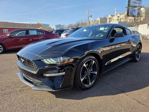 2021 Ford Mustang EcoBoost