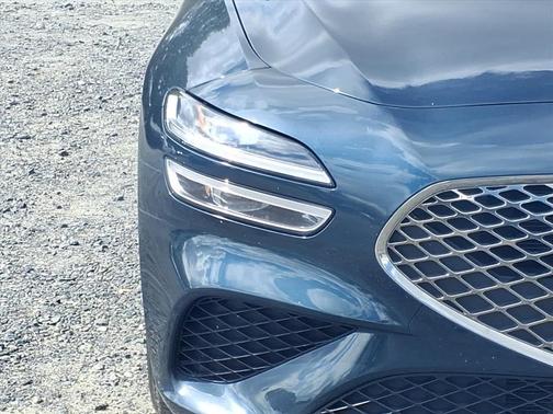 2024 Genesis G70 2.5T RWD