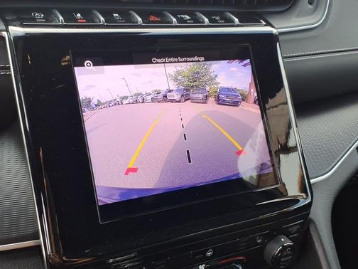 Diamond Black Crystal Pearlcoat 2025 Jeep Grand Cherokee Altitude