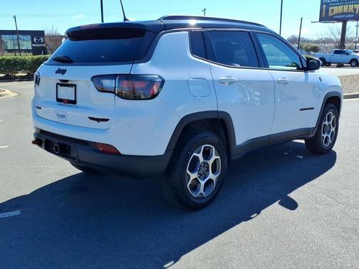 2022 Jeep Compass Trailhawk