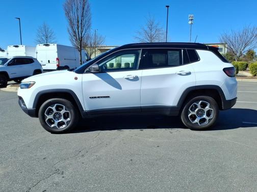 2022 Jeep Compass Trailhawk