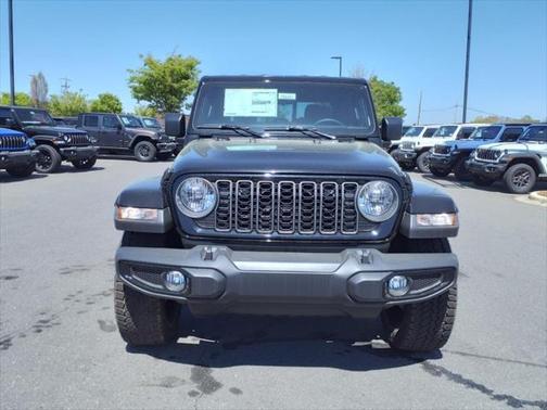 2025 Jeep Gladiator Nighthawk