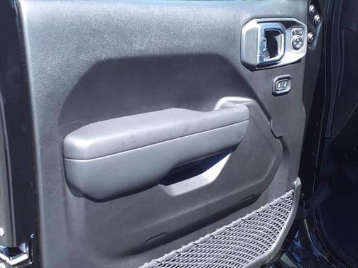 2025 Jeep Gladiator Nighthawk