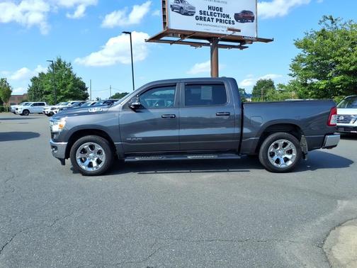 Granite Crystal Metallic Clearcoat 2022 RAM 1500 Big Horn/Lone Star