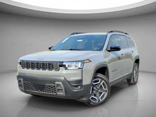 Sting-Gray Clearcoat 2026 Jeep Cherokee Laredo 4x4