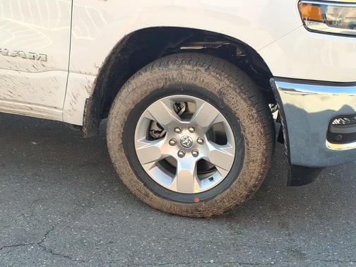 Bright White Clearcoat 2026 RAM 1500 Big Horn/Lone Star
