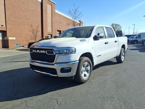 Bright White Clearcoat 2026 RAM 1500 Big Horn/Lone Star