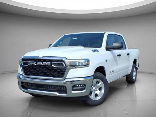 Bright White Clearcoat 2026 RAM 1500 Big Horn/Lone Star