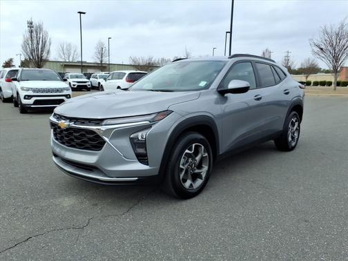 2024 Chevrolet Trax LT