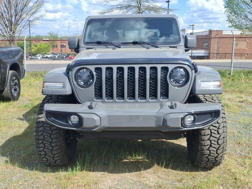 Sting-Gray Clearcoat 2023 Jeep Gladiator High Altitude 4x4