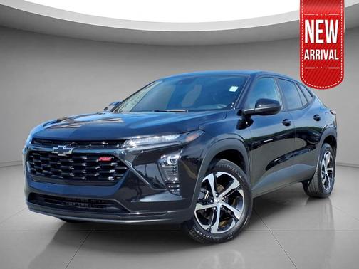 Mosaic Black Metallic 2024 Chevrolet Trax FWD 1RS