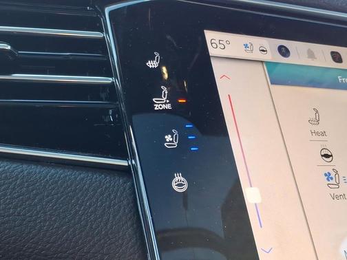 2025 Jeep Wagoneer L Series II Carbide 4x4